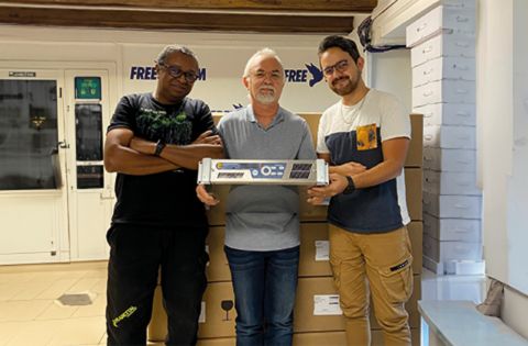 Radio FREE DOM team with Ecreso Radio Transmitter